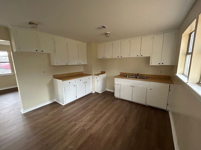 Foto del edificio - Home for rent