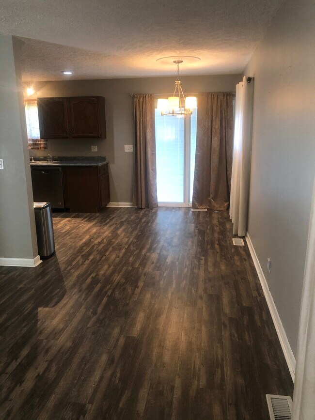 Foto del edificio - 38 Baytree Dr