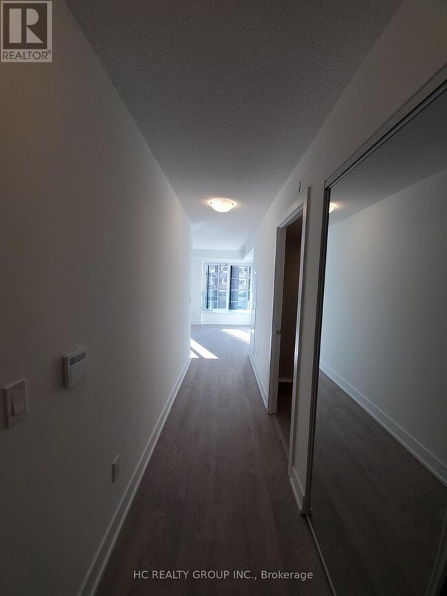 Building Photo - 9 Mabelle Ave
