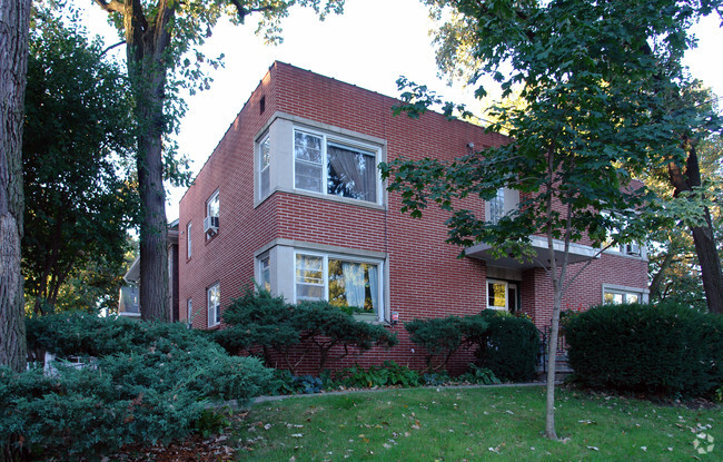 Building Photo - 4230 Ingersoll Ave