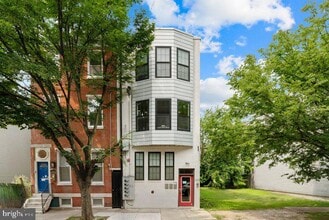 Building Photo - 1328 N 7th St