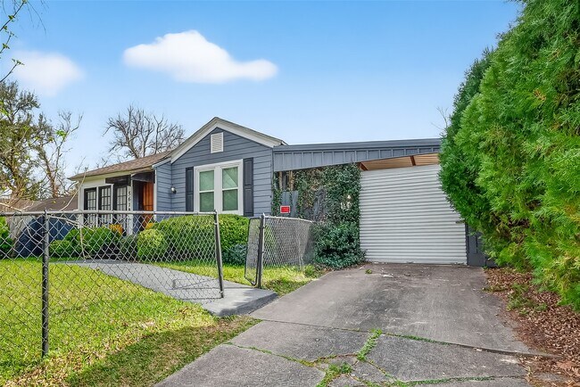 Foto del edificio - 5618 Belmark St