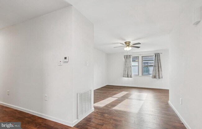 Foto del edificio - 715 Cooper Landing Rd