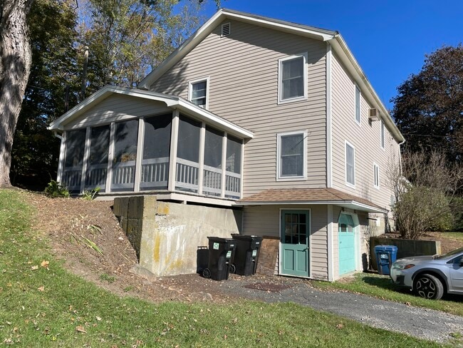 Building Photo - 5 Seekonk Rd