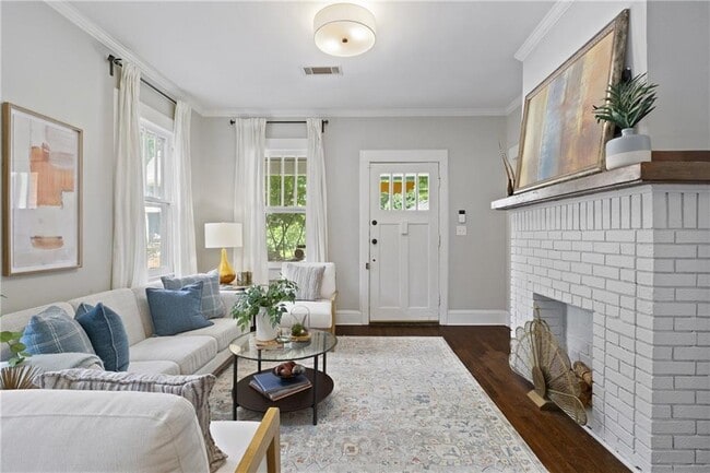 Foto del edificio - 481 Hill St SE