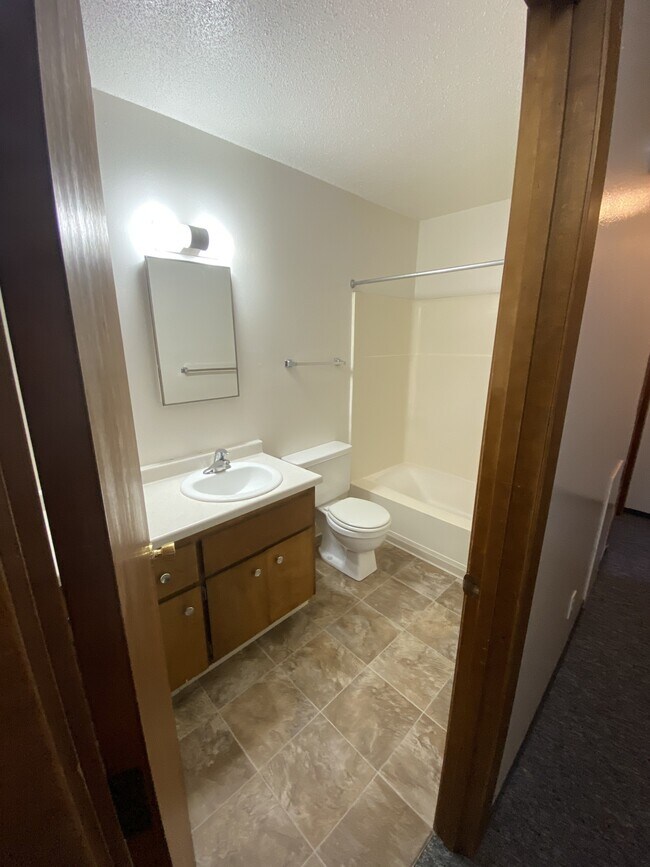 Building Photo - 1111 N 39th St