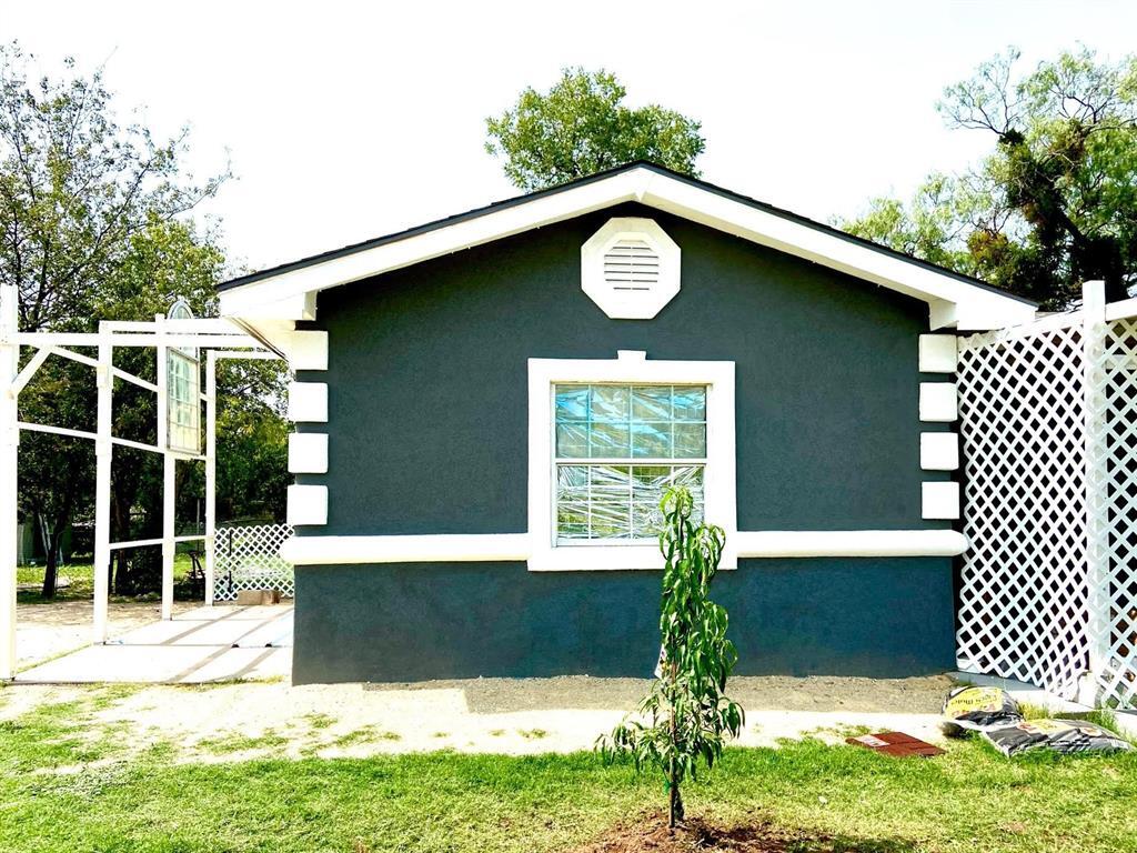 Foto principal - 302 Ross Ave