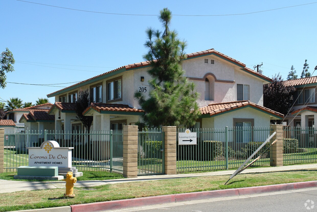 205 S Vicentia Ave, Corona, CA 92882 Apartments in Corona, CA