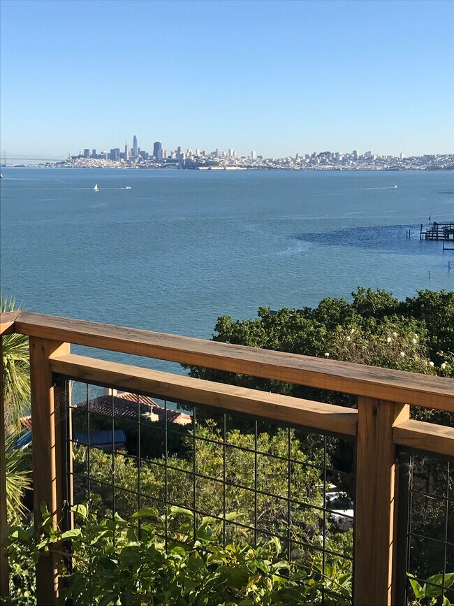 32 Atwood Ave Unit 32, Sausalito, CA 94965 Condo for Rent in Sausalito, CA