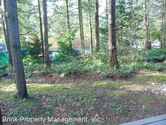 Building Photo - 2 br, 1 bath House - 14633 NE 31st ST  #9-B