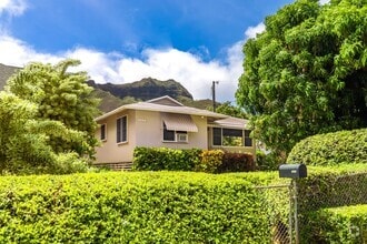 Building Photo - 3836 Leahi Ave