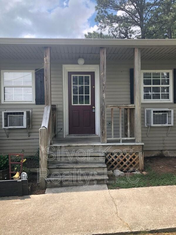 Building Photo - 1432 Niles Ferry Rd