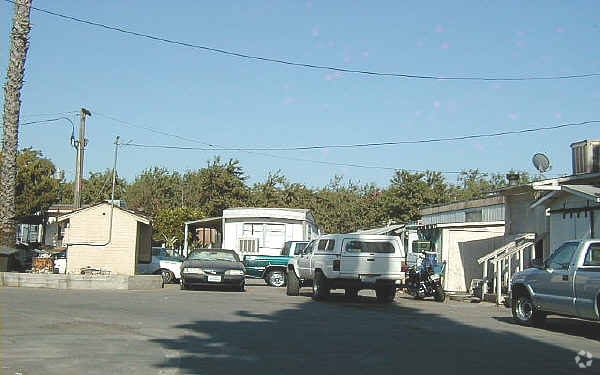 Primary Photo - 15040 E State Highway 120