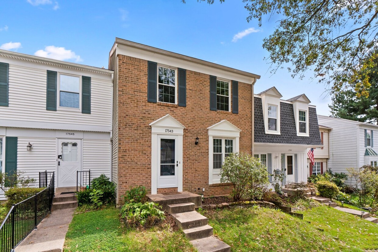 Primary Photo - Spacious Townhome