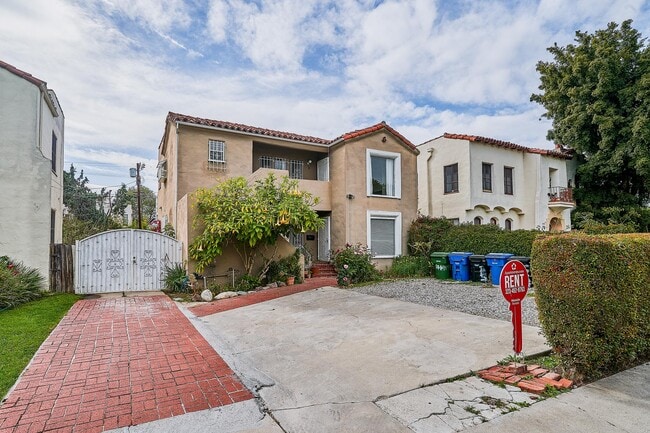 Building Photo - 1449 S Holt Ave