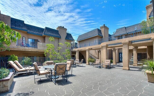 Foto del edificio - 618 Fairview Ave