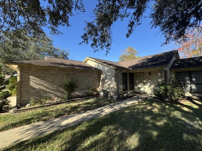 Foto del edificio - 104 Ridgewood Dr