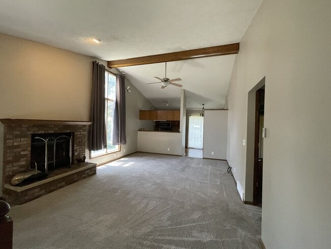 Building Photo - 12814 S 28th Ave
