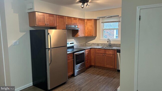 Foto del edificio - 1022 Fox Chase Rd