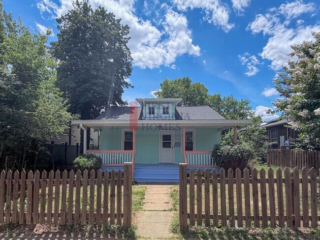 Foto del edificio - 2Bed/1bath Belmont Bungalow
