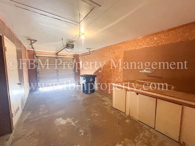 Foto del edificio - 1224 W Burnett St