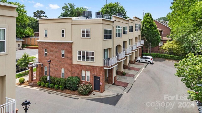 Foto del edificio - 1314 Kenilworth Ave