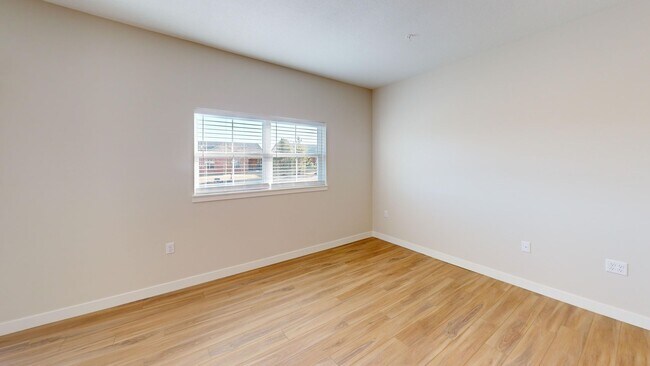 Interior Photo - Carden Springs