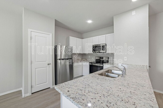 Foto del edificio - 6734 Summer Fest Dr