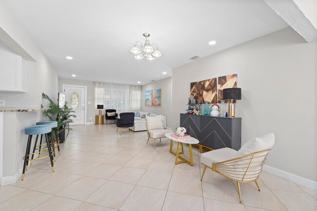 Building Photo - 250 NW 11th St