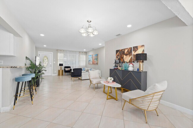 Foto del edificio - 250 NW 11th St