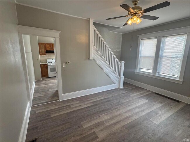 Foto del edificio - 3 Br Home for rent in Easton, PA