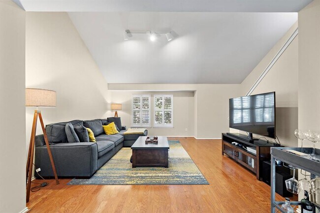 Foto del edificio - 2206 Ann St