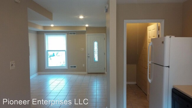 Foto del edificio - 3 br, 1 bath House - 8611 Pioneer Dr