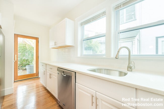 Building Photo - 299 Alewife Brook Pky