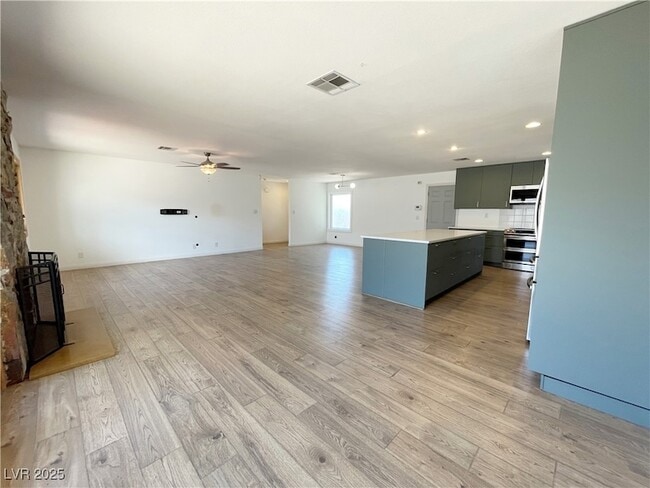 Foto del edificio - 3548 Silver Bend St