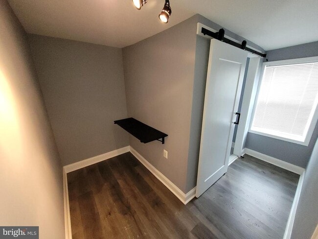 Foto del edificio - 617 Archer St