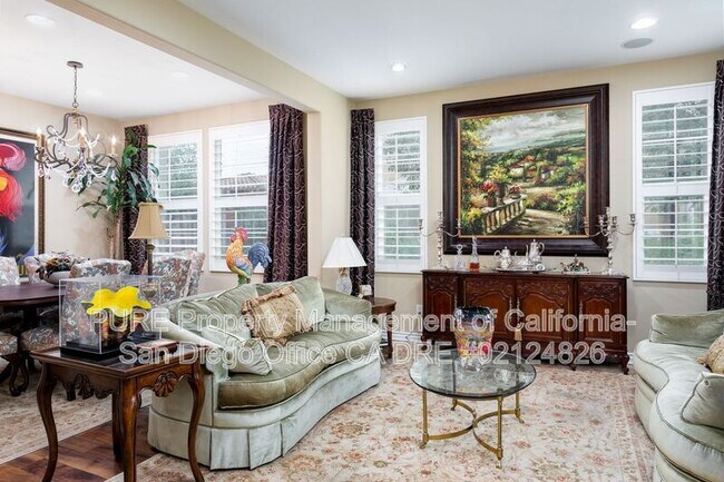 Building Photo - 15858 Paseo Del Sur