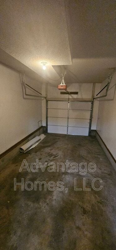 Building Photo - 11905 W 117th Terrace