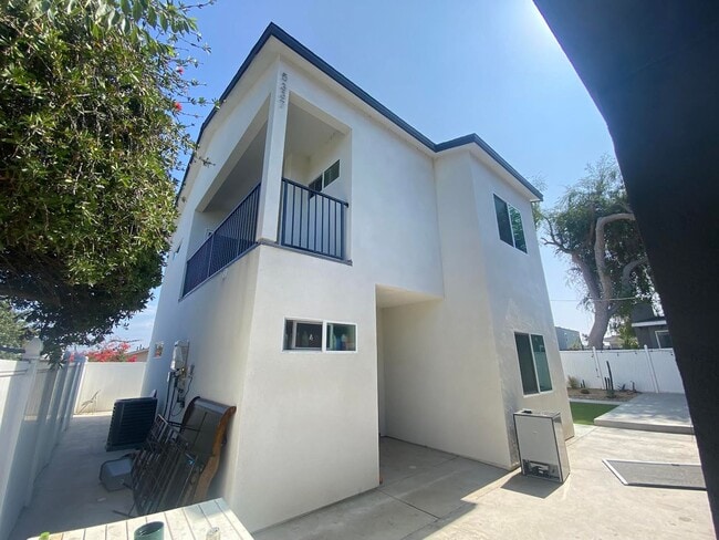 Foto del edificio - 4BD/2BA with great Yard!