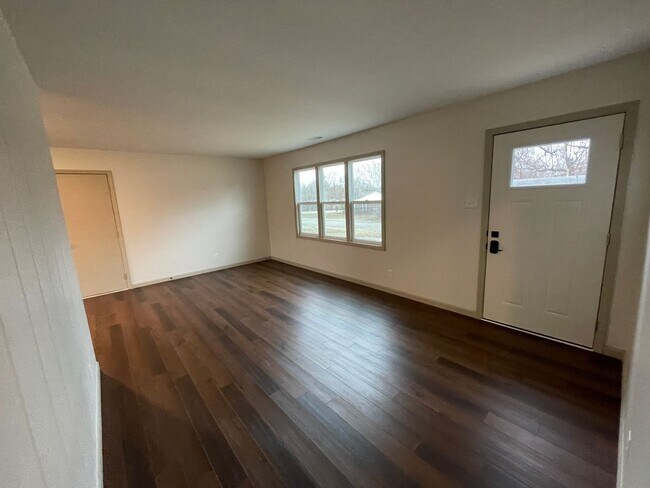 Foto del edificio - Update 3 Bed/1 Bath Home!