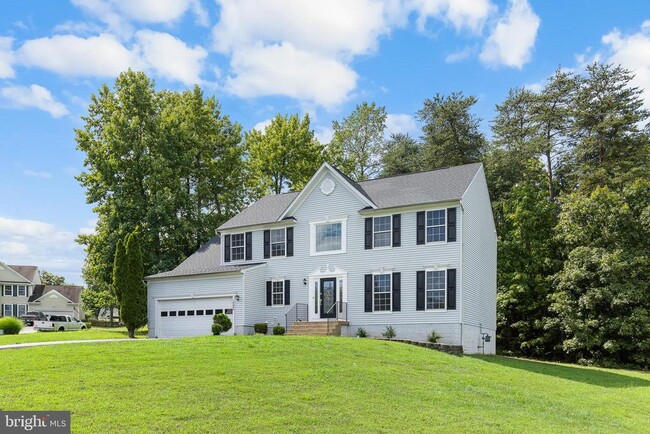 Building Photo - 10004 Field Stone Ct
