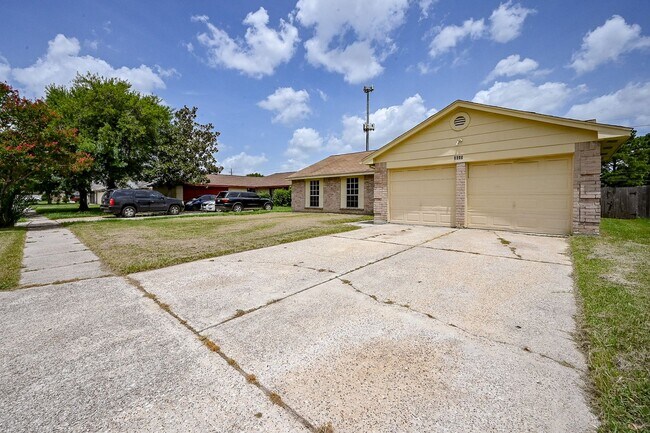 Foto del edificio - 2667 Grand Canyon Dr