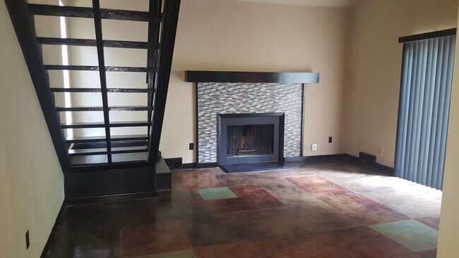 Foto del edificio - 657 Watson St