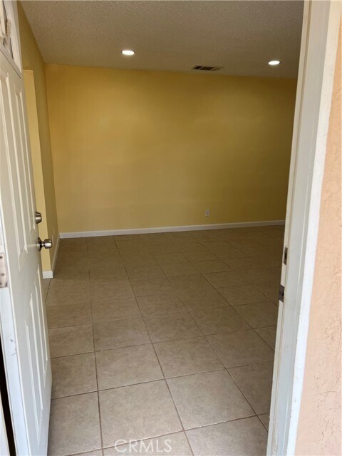 Foto del edificio - 9130 10th Ave