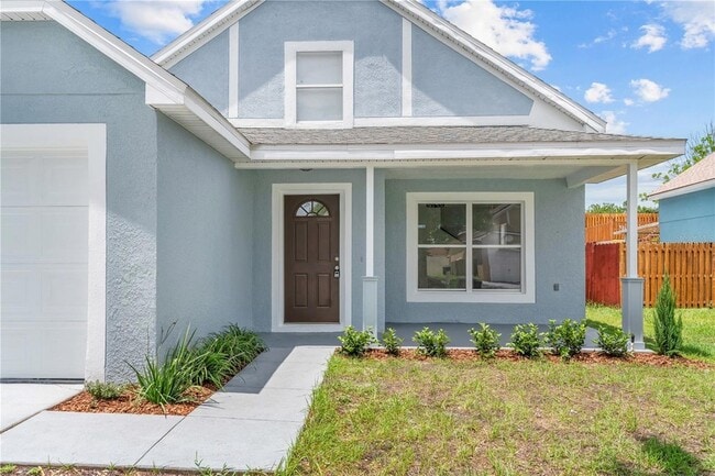 Building Photo - 421 Rollins Dr