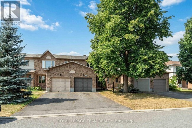 Building Photo - 18 Ravenscroft Ct