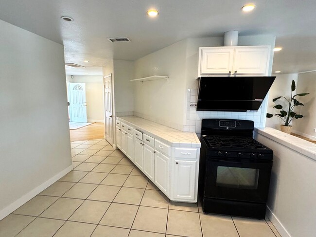 Foto del edificio - 728 5th Ave