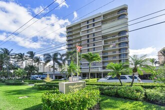 Building Photo - 2917 S Ocean Blvd