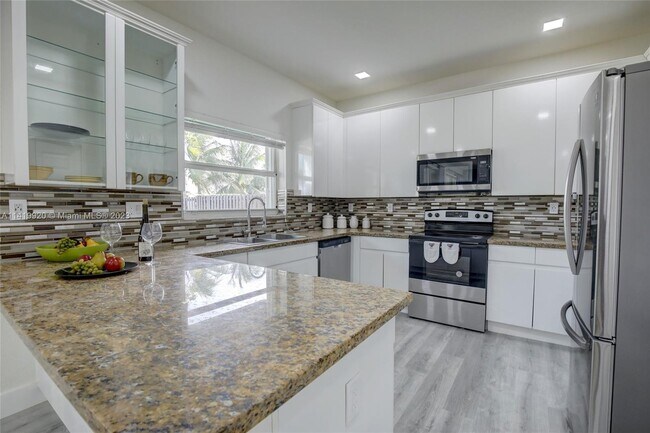 Foto del edificio - 10956 NW 73rd St