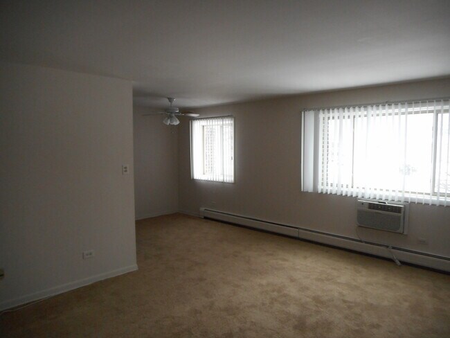 Foto del edificio - 5118 Fairview Ave